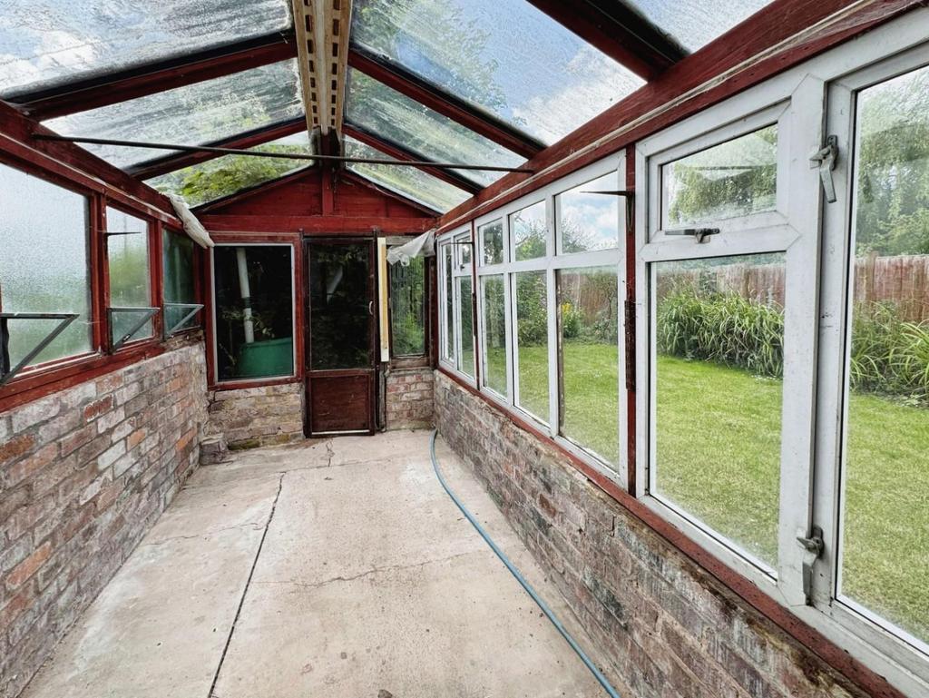Ece00043-HGreen House.jpg