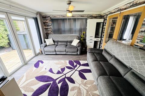 5 Chichester Close, Hartlepool, TS25 2QT