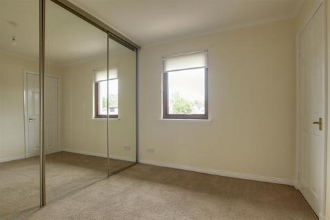 2 bedroom flat to rent, Fleming Court, Motherwell