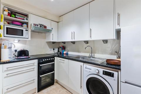 1 bedroom flat for sale, Rothesay Avenue, Wimbledon Chase SW20