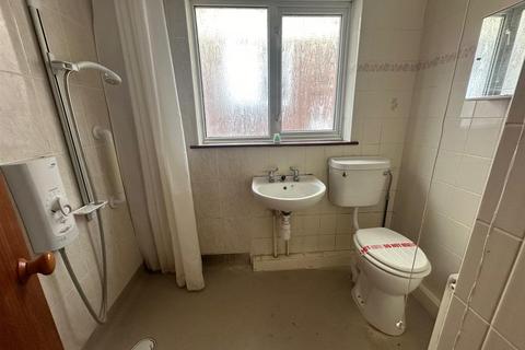 20 Whitby Avenue, Ingrave, Brentwood, CM13 3NT
