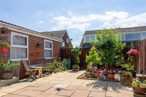 2 bedroom semi-detached bungalow for sale, Ryecroft Drive, WITHERNSEA