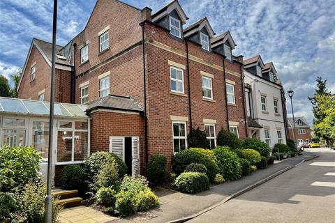 2 bedroom retirement property for sale, Stokes Mews, Newent GL18