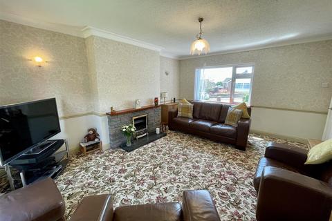 2 bedroom bungalow for sale, Twinsburn Road, Heighington Village, Newton Aycliffe