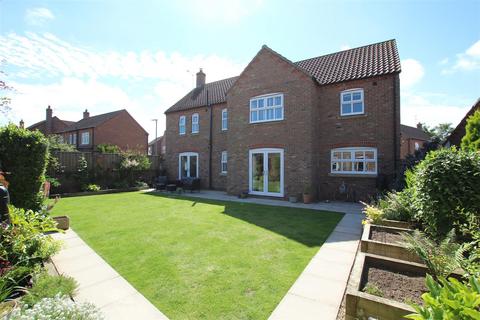 4 bedroom detached house for sale, Low Farm Close, North Frodingham, Driffield