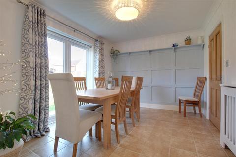 4 bedroom detached house for sale, Low Farm Close, North Frodingham, Driffield