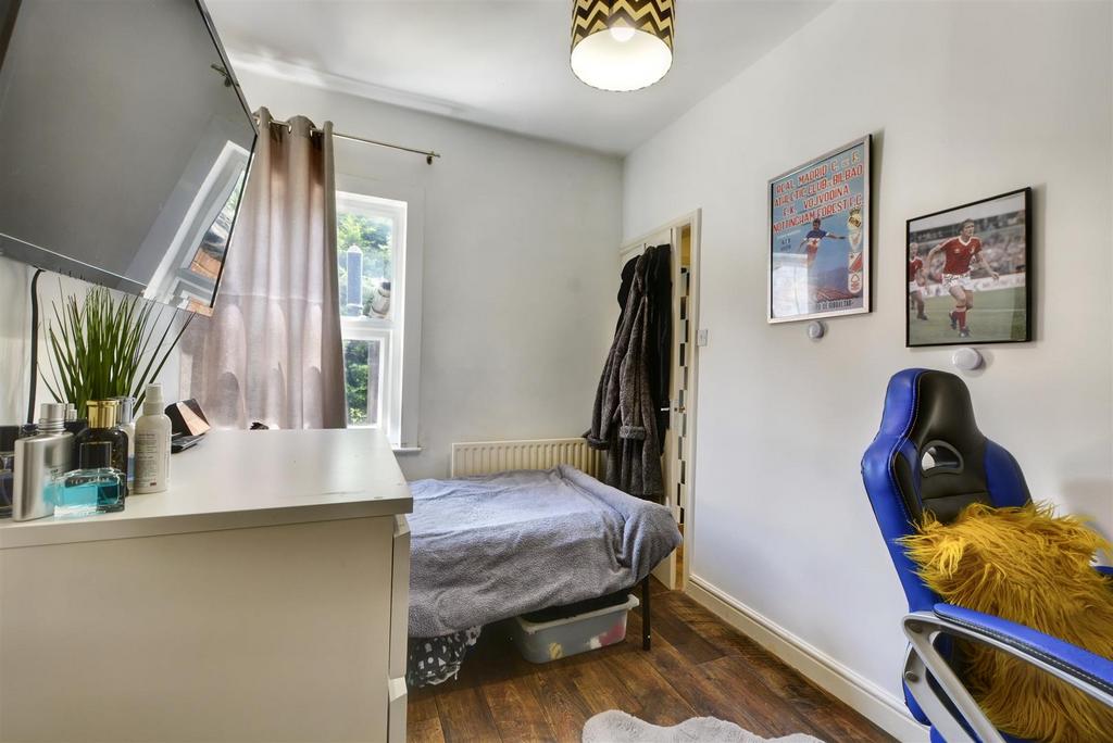 Bedroom 2 2.jpeg