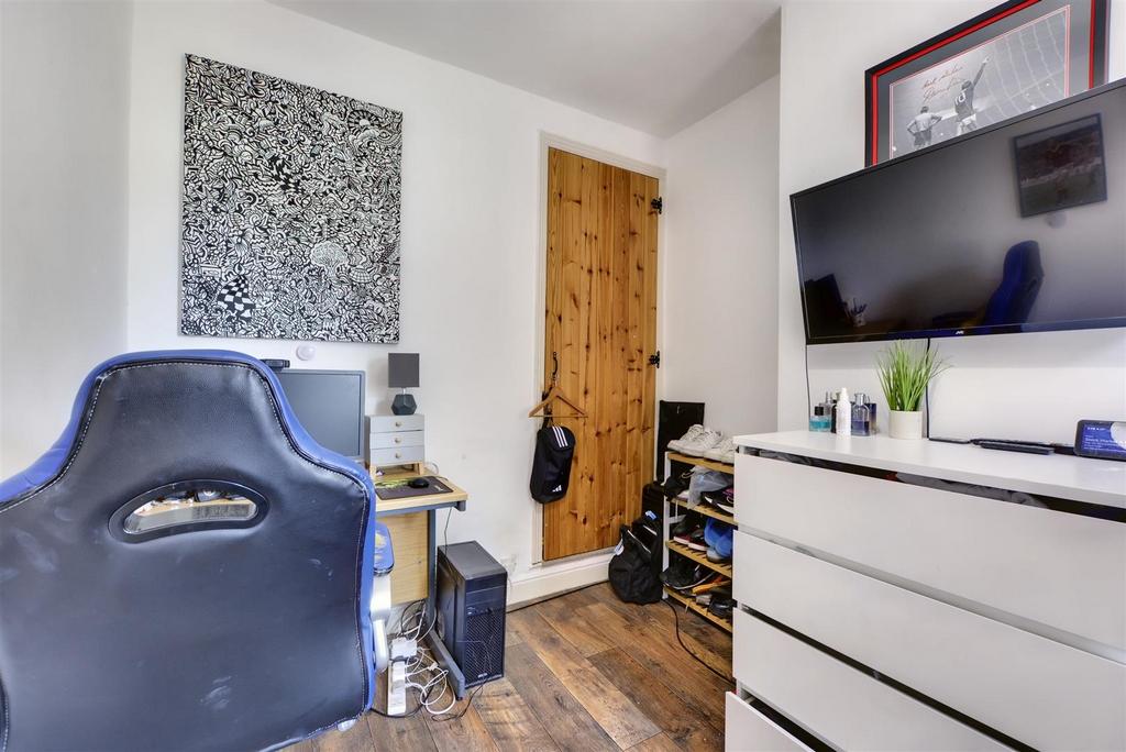 Bedroom 2 1.jpeg
