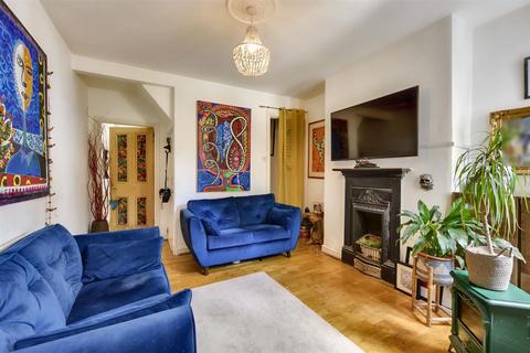 53 Victory Road, Beeston, Nottingham, NG9 1LH