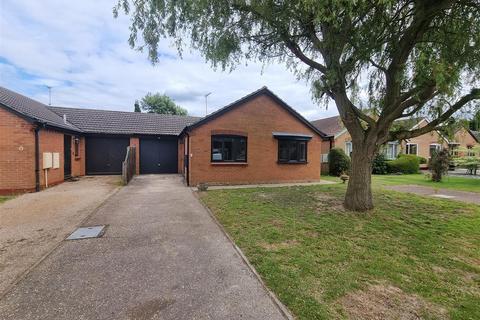 2 bedroom detached bungalow for sale, Meadow Court, Links Road, Gorleston