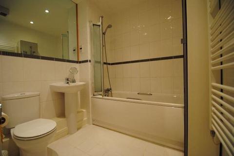 1 bedroom flat for sale, Desvignes Drive, London SE13