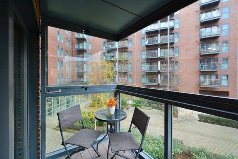 1 bedroom flat for sale, Surrey Quays Road, London SE16