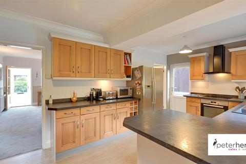14 Hillcrest, Sunderland, SR3 3TN