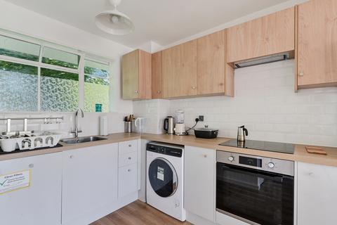 1 bedroom flat to rent, Rockley Road, W14