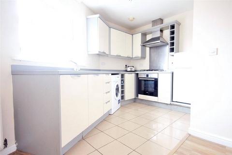 1 bedroom apartment to rent, Saunders Close, London, IG1