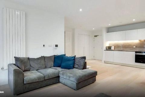 1 bedroom apartment to rent, Carrick House, Royal Wharf, Royal Crescent Avenue, London, E16