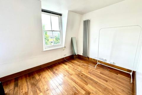 2 bedroom flat to rent, Caledonian Road, Kings Cross, London, N1