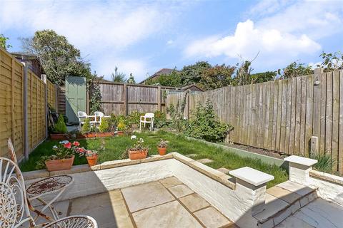 2 bedroom semi-detached house for sale, William Street, Ryde, Isle of Wight