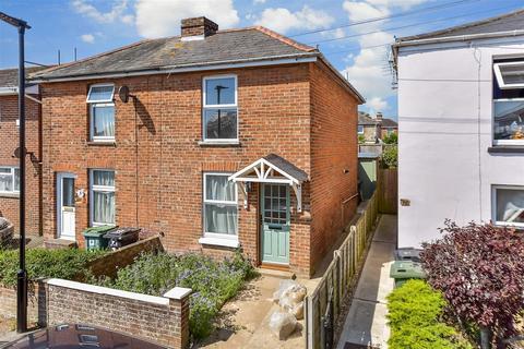 2 bedroom semi-detached house for sale, William Street, Ryde, Isle of Wight