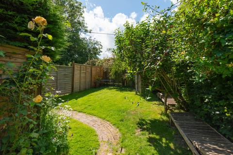 4 bedroom terraced house for sale, Harts Cottages, Bourne Lane, Hamstreet