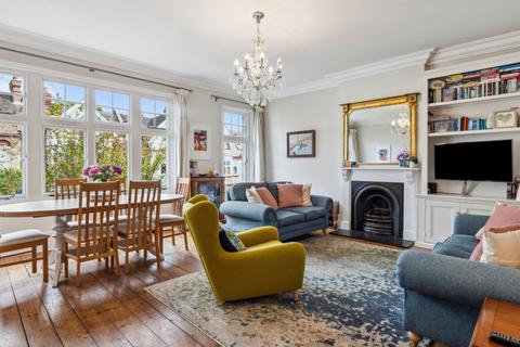 3 bedroom apartment for sale, Kingsmead Road, London, SW2