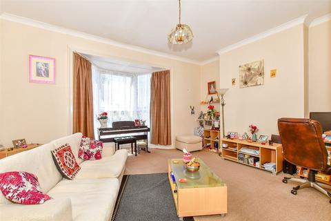 1 bedroom ground floor flat for sale, Canterbury Road, Birchington, Kent