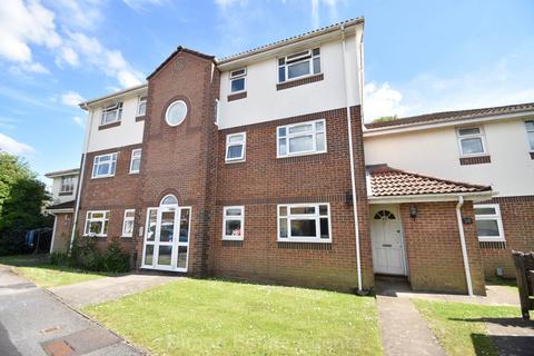 2 bedroom flat for sale, Dandelion Close, Gosport