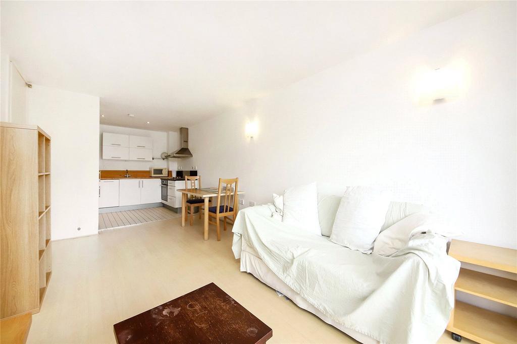 Living Room/Kitchen