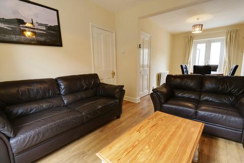 4 bedroom townhouse to rent, Henshaw Street, London SE17