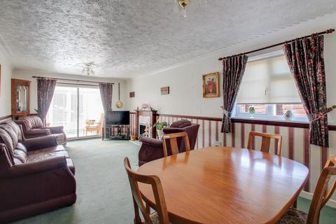 4 Bletchley Road, Newton Longville, Milton Keynes, MK17 0AD