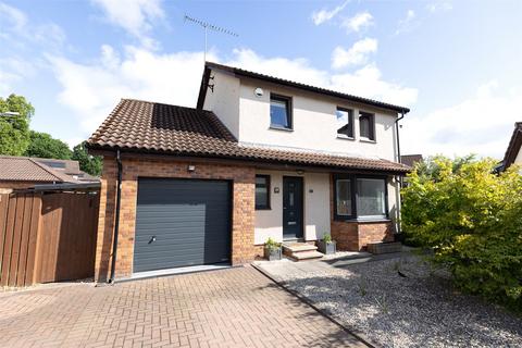 3 bedroom detached house for sale, 6 Almond Place, Huntingtowerfield, Perth, PH1