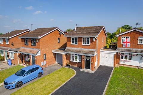 3 bedroom link detached house for sale, Langton Close, Widnes WA8