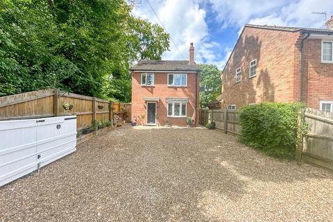 3 bedroom detached house for sale, Laceys Lane, Exning