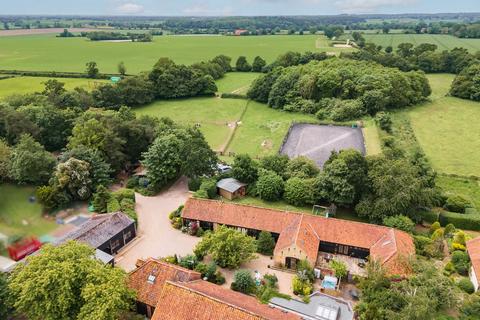 5 bedroom barn conversion for sale, Hindolveston Road, Thurning