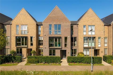 8 Pinnington Close, Trumpington, Cambridge, CB2 9EY
