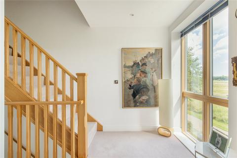 8 Pinnington Close, Trumpington, Cambridge, CB2 9EY