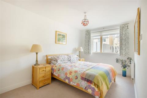 8 Pinnington Close, Trumpington, Cambridge, CB2 9EY