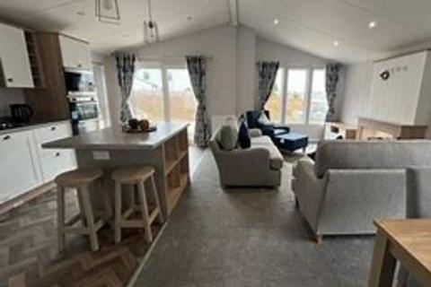 2 bedroom static caravan for sale, Pegwell Bay Holiday Park