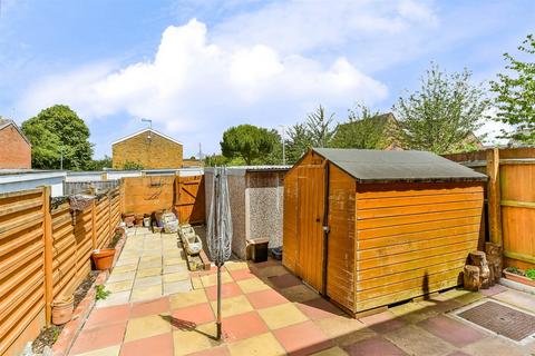 3 bedroom terraced house for sale, Hearne Close, Sittingbourne, Kent