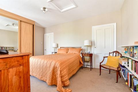 55 Whitstable Road, Canterbury, CT2 8DG