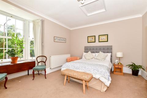 55 Whitstable Road, Canterbury, CT2 8DG