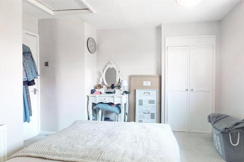 37 Horsley Cross, Basildon, SS14 2EN