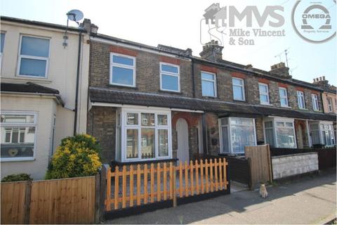 2 bedroom terraced house to rent, Dudley Road, Clacton-on-Sea