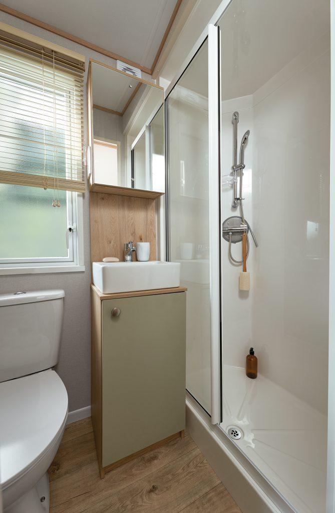 Abi Wimbledon Bathroom 1951.jpg