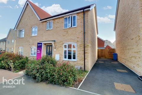 3 bedroom semi-detached house for sale, Vale View Road, Ipswich