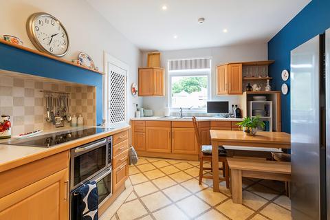 4 bedroom flat for sale, 126 Grange Loan, Edinburgh, EH9 2EF