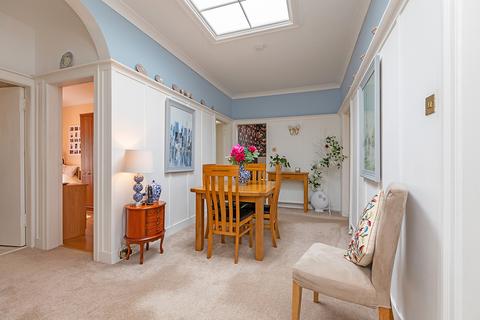 4 bedroom flat for sale, 126 Grange Loan, Grange, Edinburgh, EH9 2EF