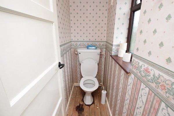 Separate wc