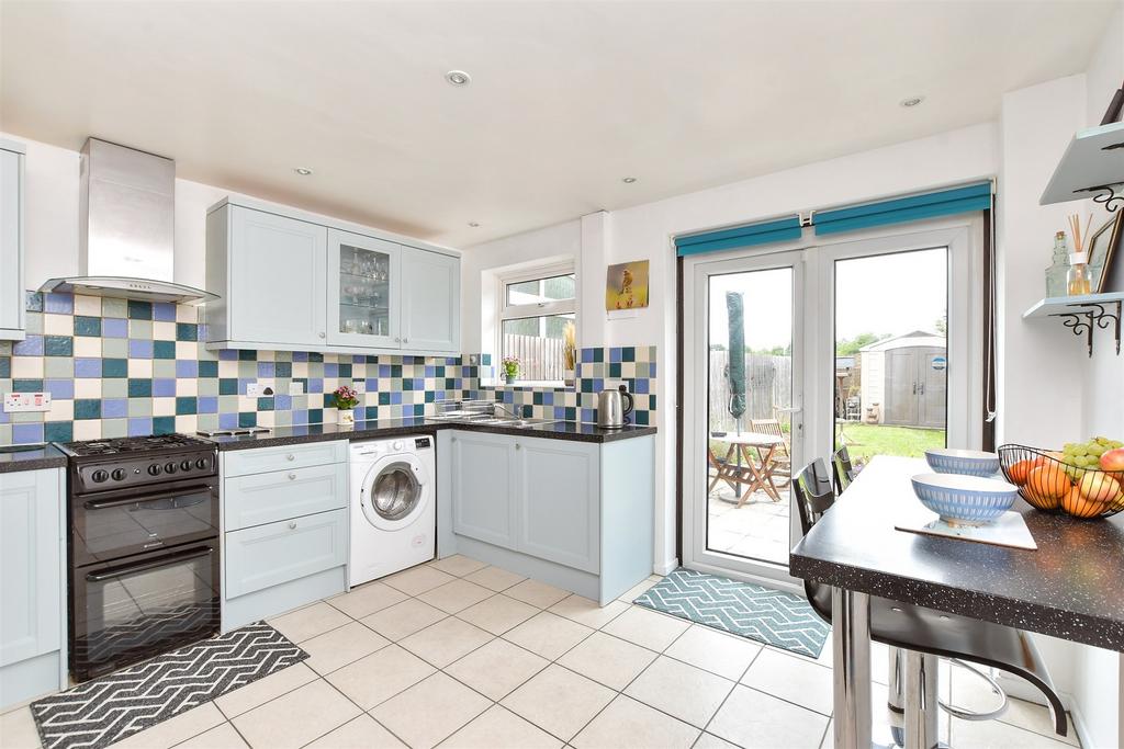 Kitchen / Breakfast Room