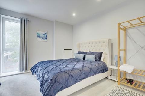 2 bedroom apartment for sale, Victoria Avenue, Southend-on-Sea, SS2